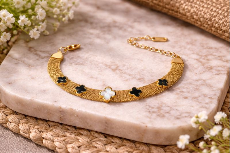 Gold Clover Mesh Bracelet