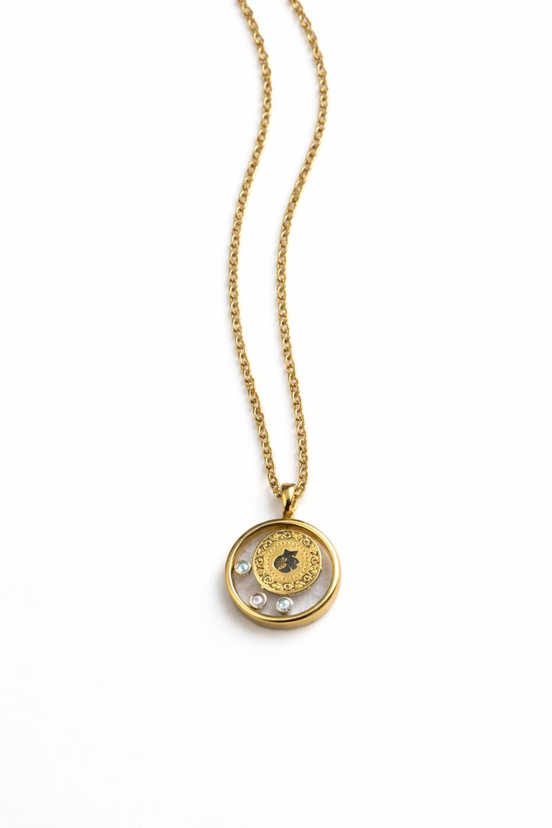 Gold Medallion Pendant Necklace